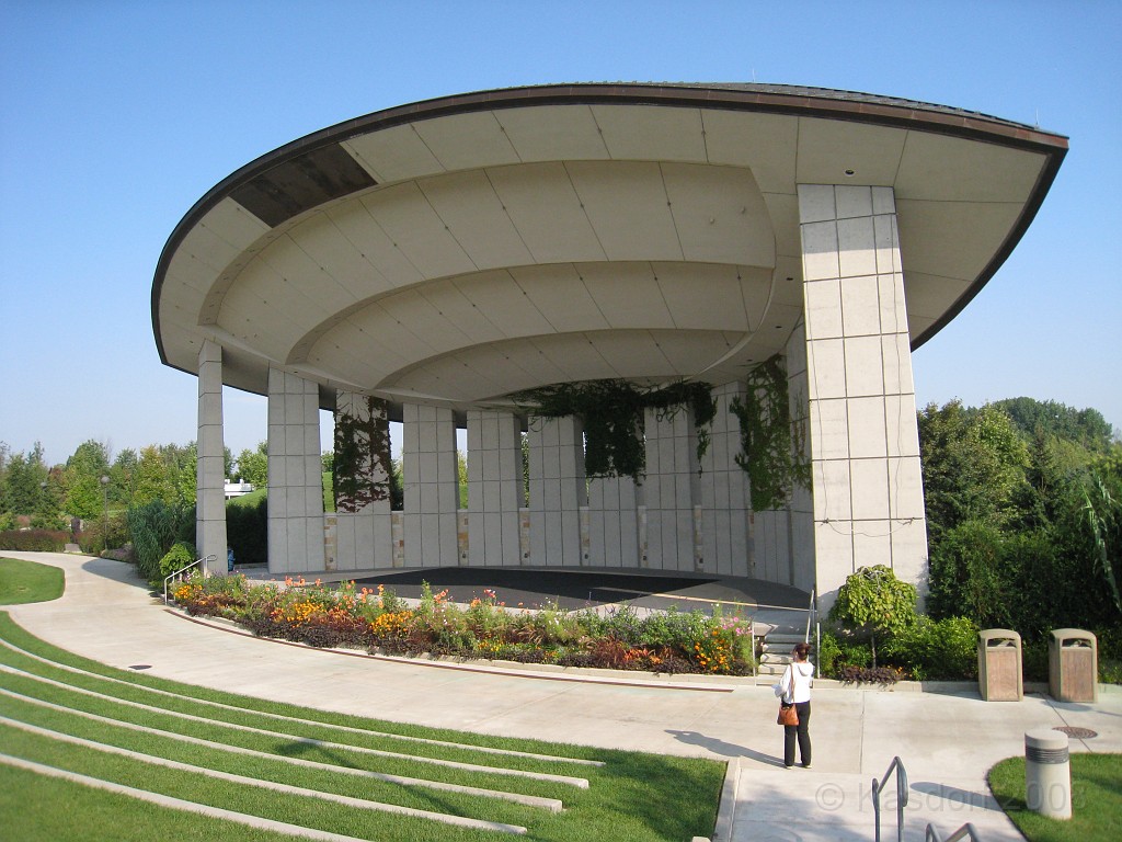 Michigans West Coast 2009 0715.jpg - Labor Day 2009. A trip along Michigans west coast to see beachs, art and buffets.